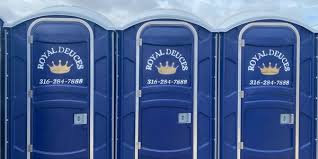 Best Portable Restroom Servicing (Cleaning and Restocking)  in Karnes City, TX